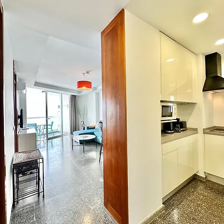 Torres De Yomely - Y14a דירה